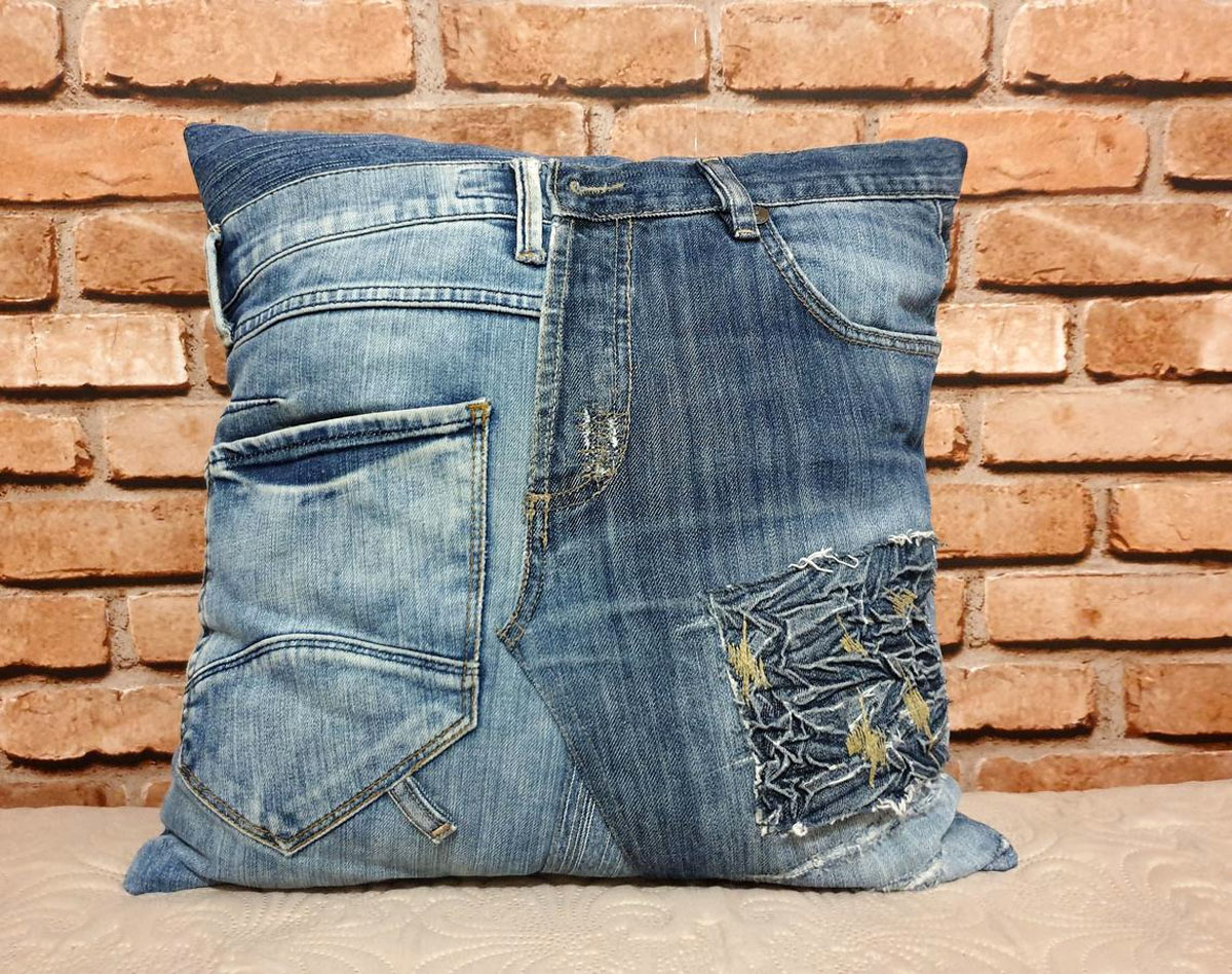 Come recuperare i vecchi jeans