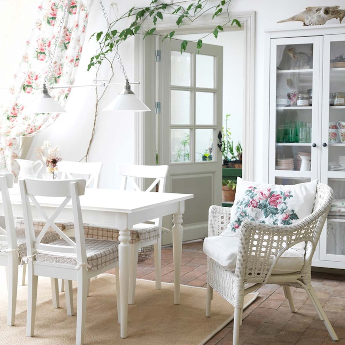 salle à manger style shabby chic moderne chez IKEA